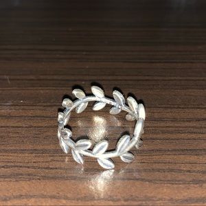 Pandora Ring Laurel Wreath Ring